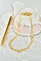 Anastasia twisted chain necklace
